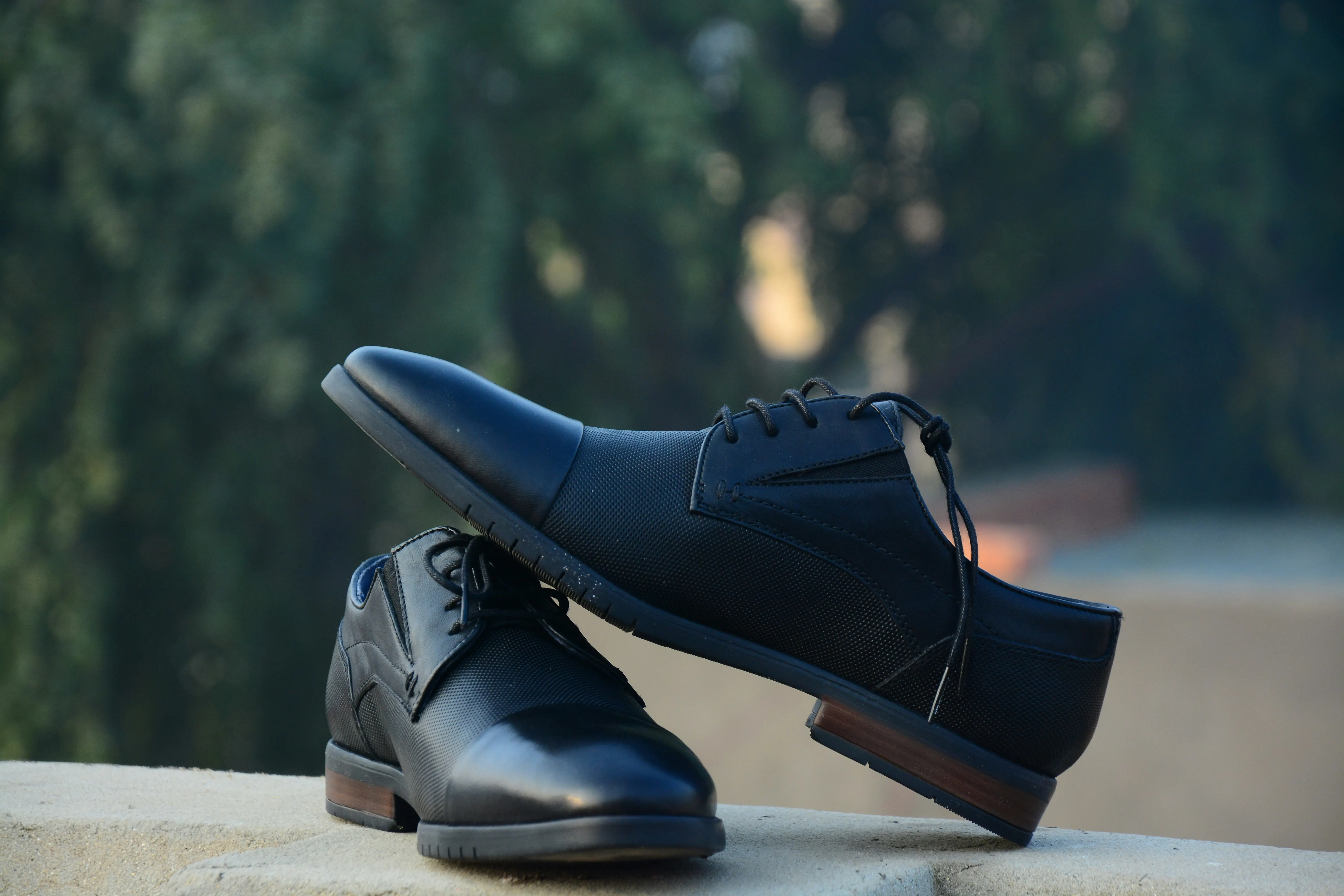 Shoes & Accessories