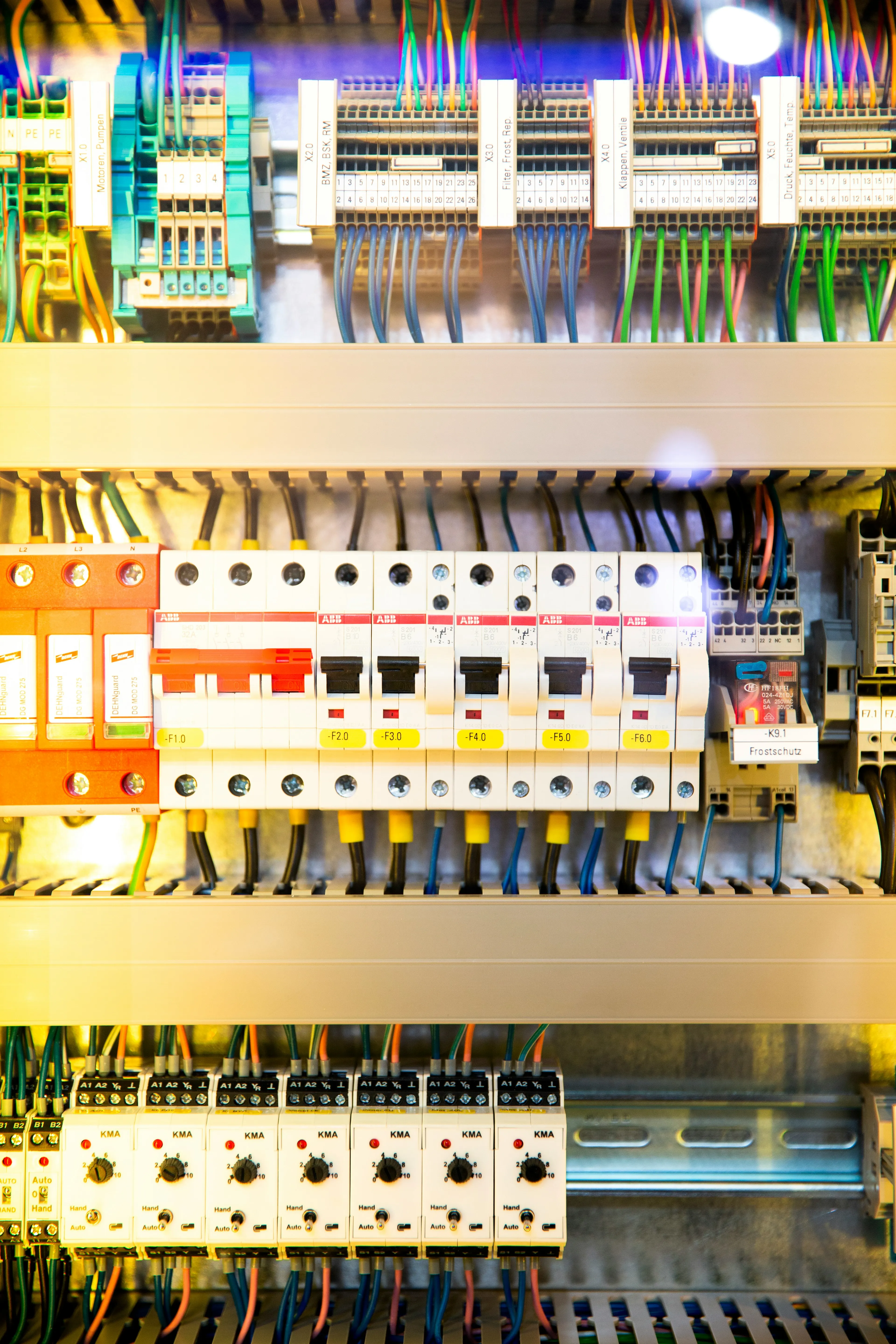 Electrical Equipment & Supplies